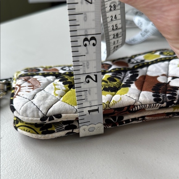 Vera Bradley Cocoa Moss Wristlet Quilted Wristlet Wallet - Picture 16 of 16